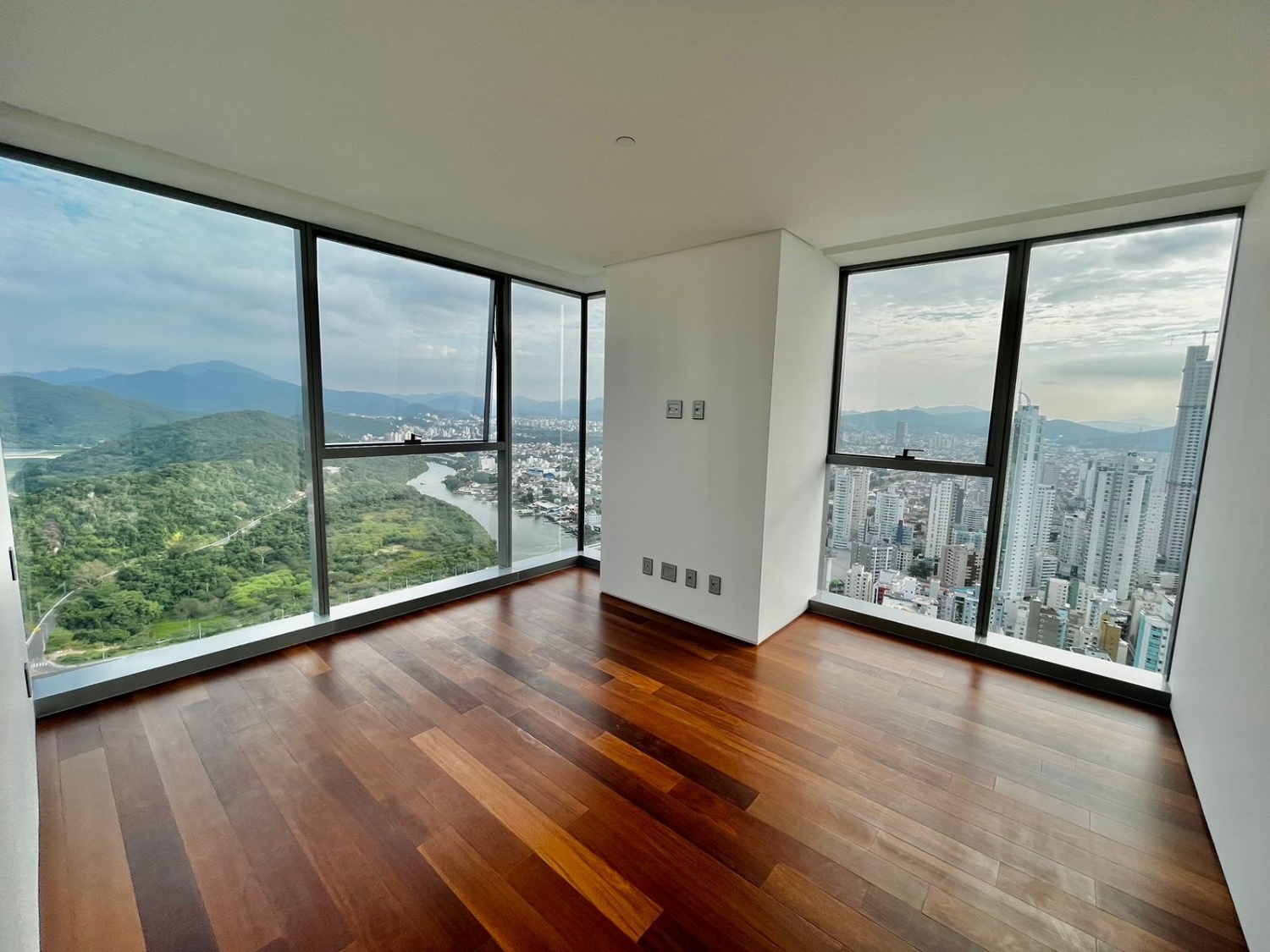 Apartamento no Ed. Copenhagen em Balneário Camboriú - foto 7
