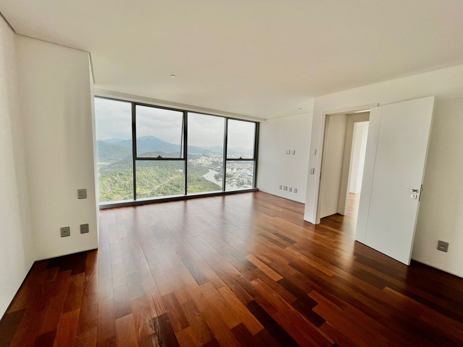 Apartamento no Ed. Copenhagen em Balneário Camboriú - foto 9