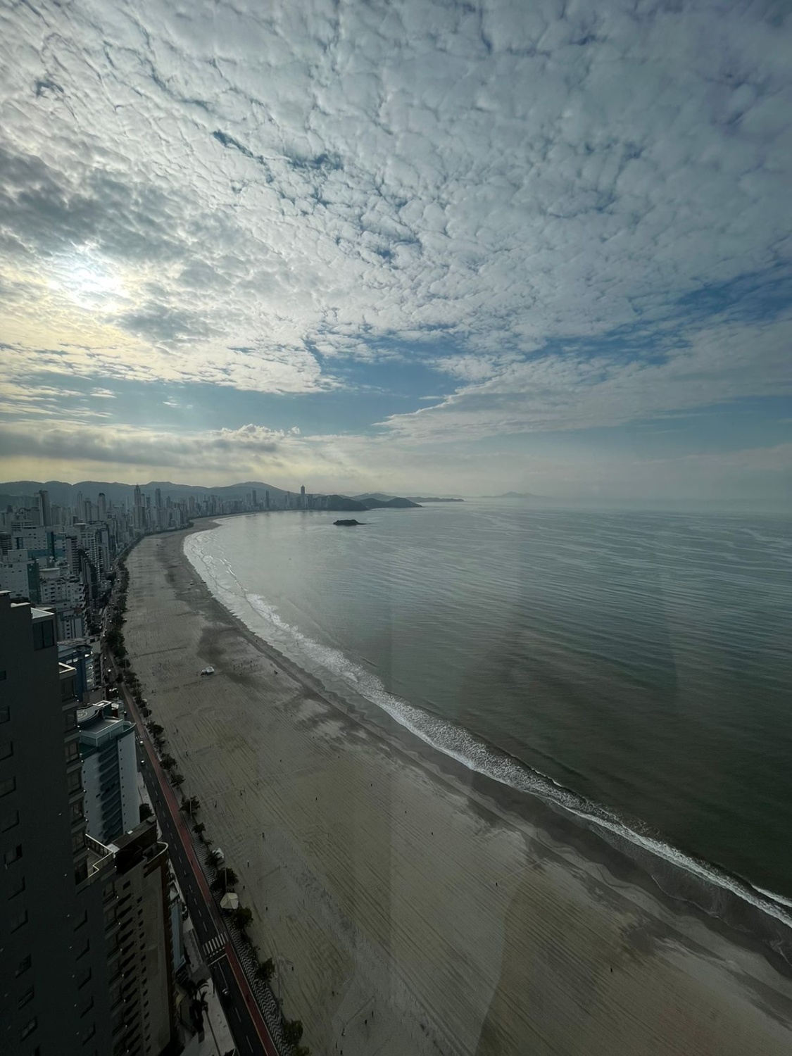 Apartamento no Ed. Copenhagen em Balneário Camboriú - foto 11
