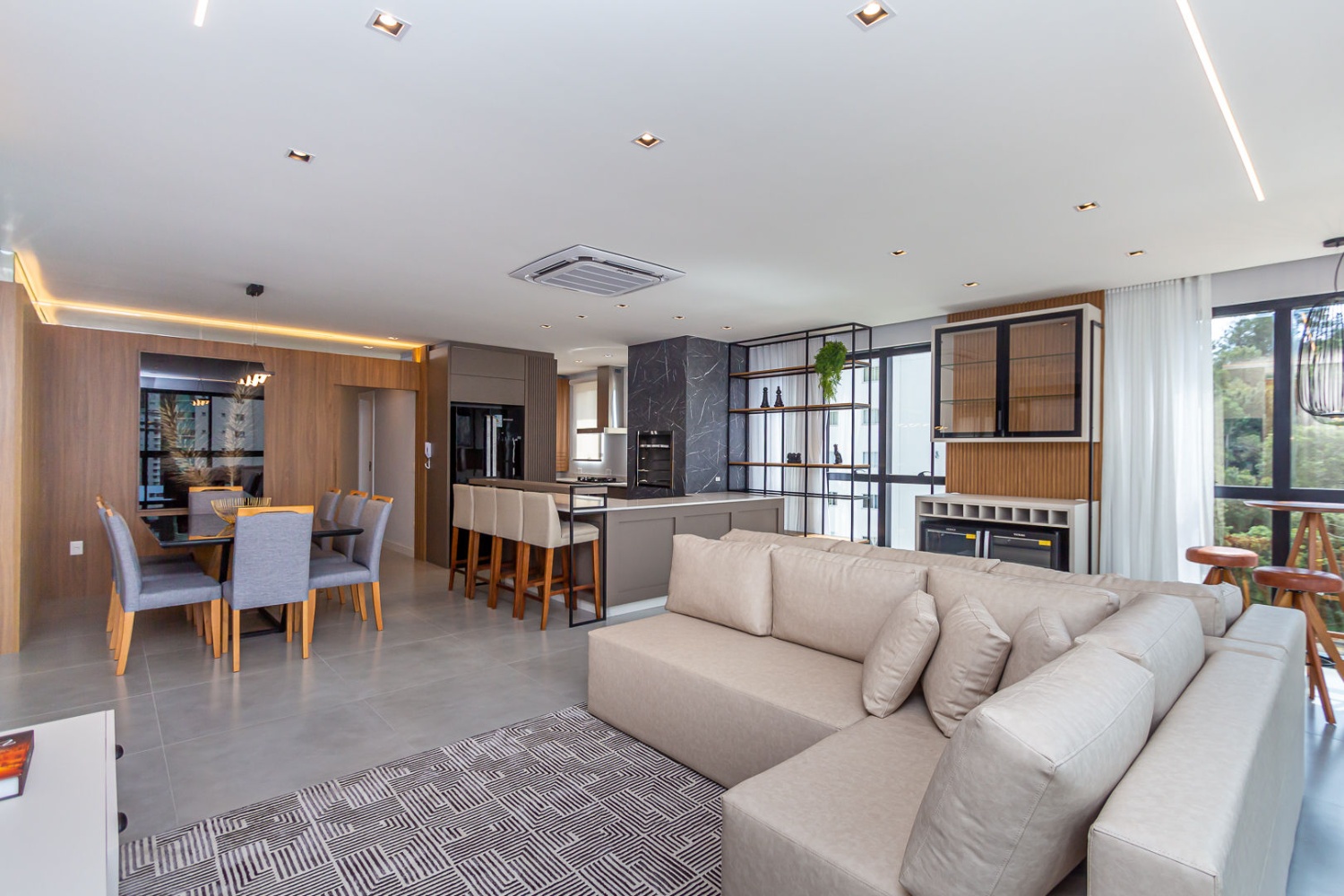 Apartamento no Ed. Costa Esmeralda em Balneário Camboriú - foto 3