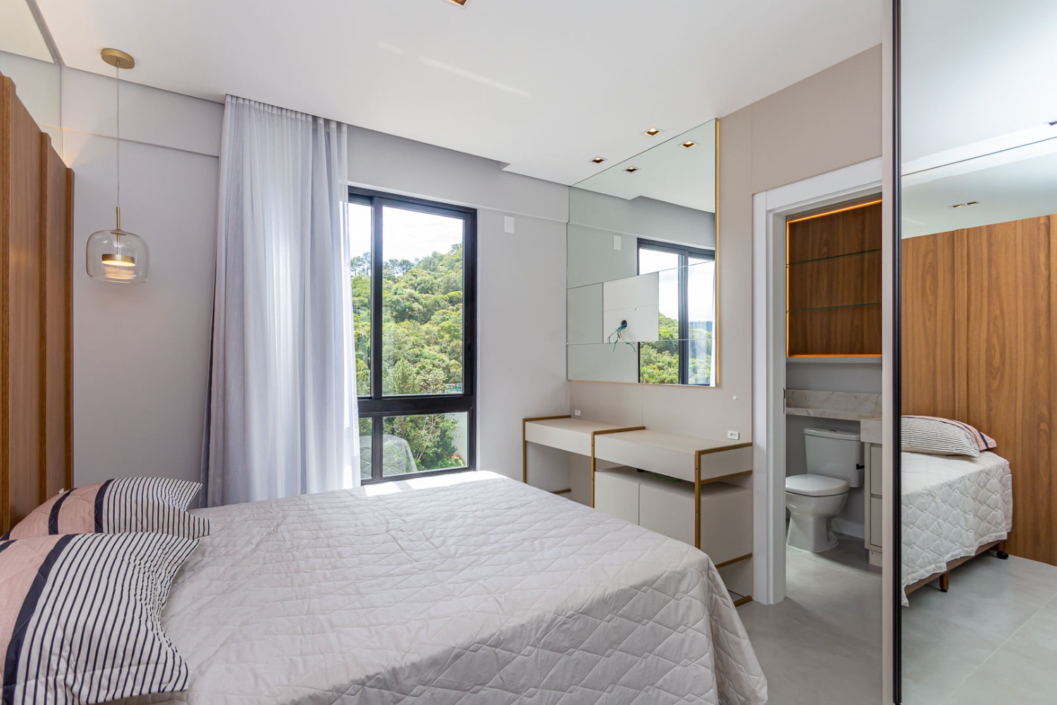 Apartamento no Ed. Costa Esmeralda em Balneário Camboriú - foto 17