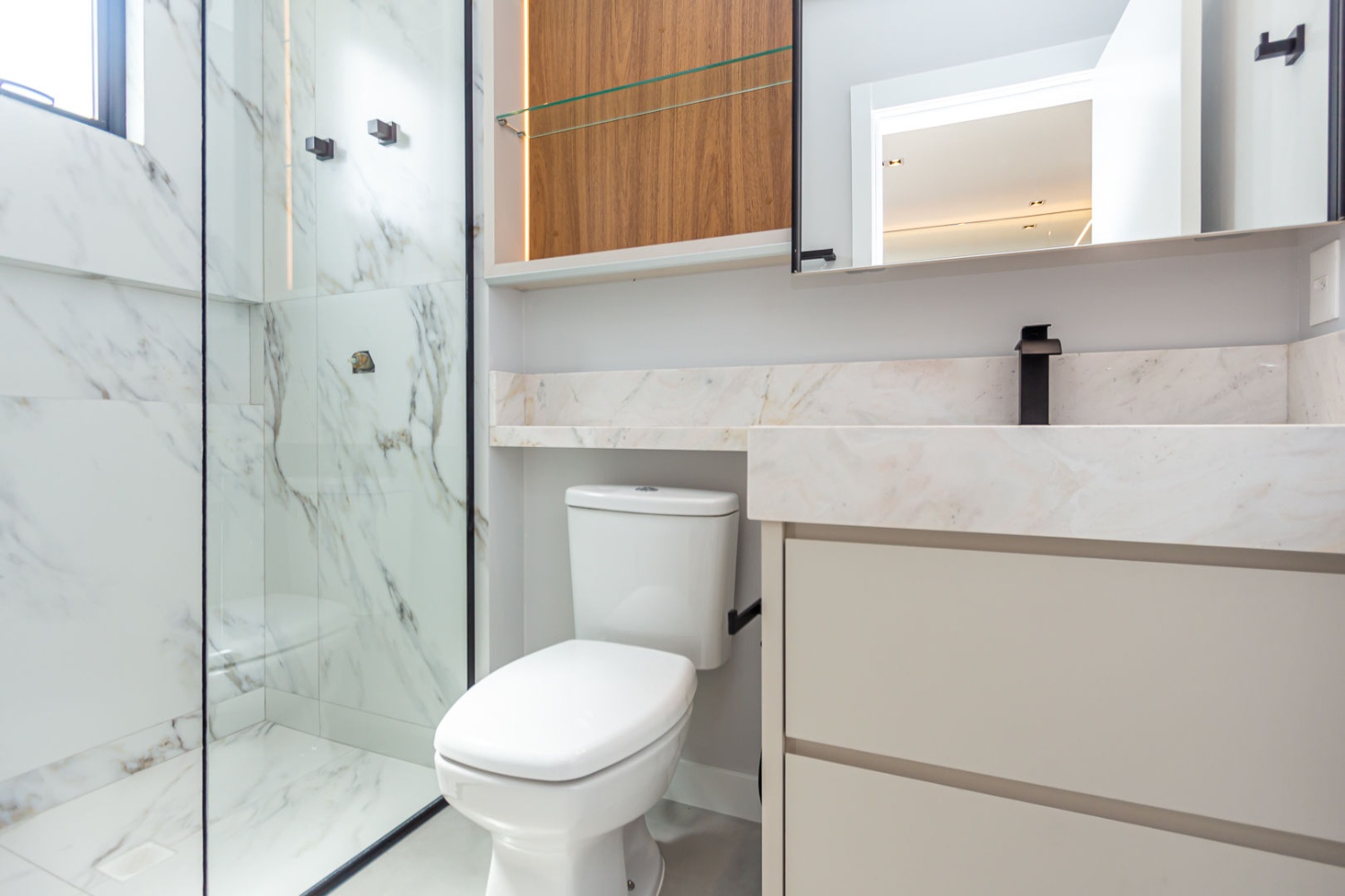 Apartamento no Ed. Costa Esmeralda em Balneário Camboriú - foto 19