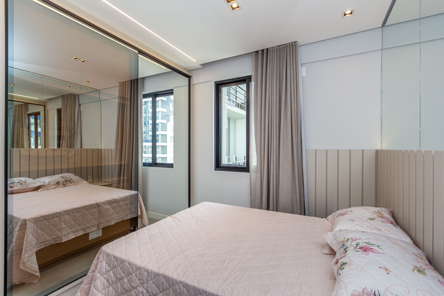 Apartamento no Ed. Costa Esmeralda em Balneário Camboriú - foto 20