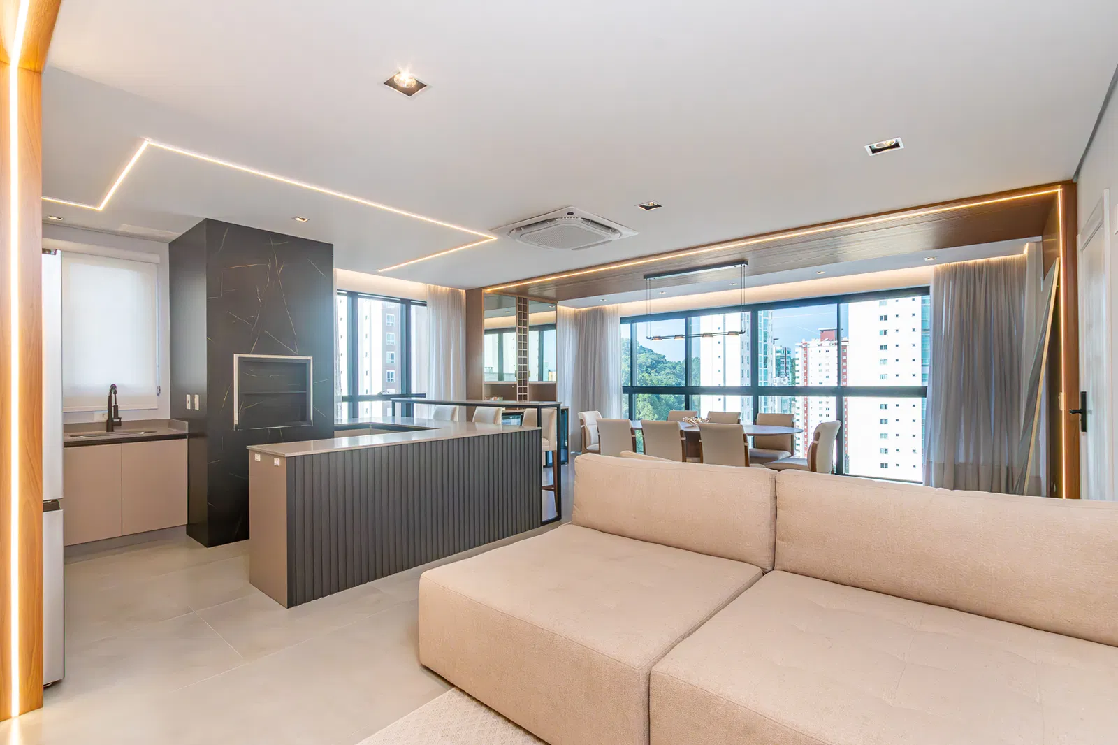 Apartamento no Ed. Costa Esmeralda em Balneário Camboriú