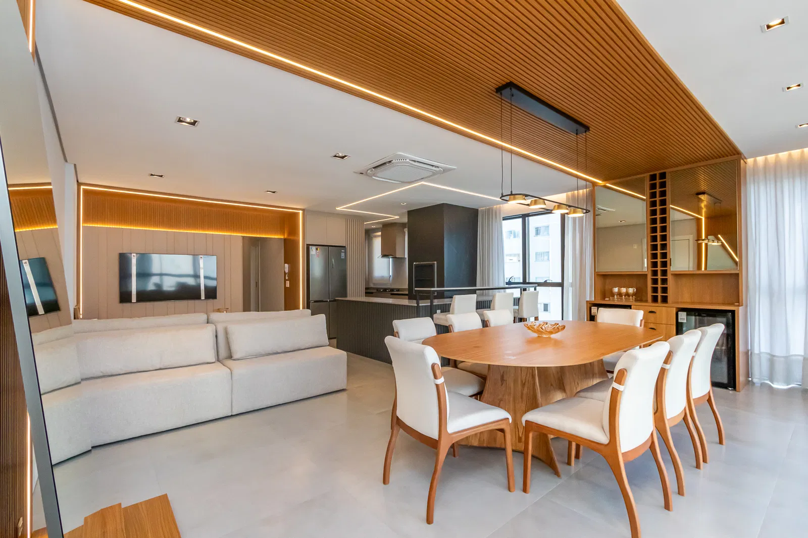 Apartamento no Ed. Costa Esmeralda em Balneário Camboriú - foto 3