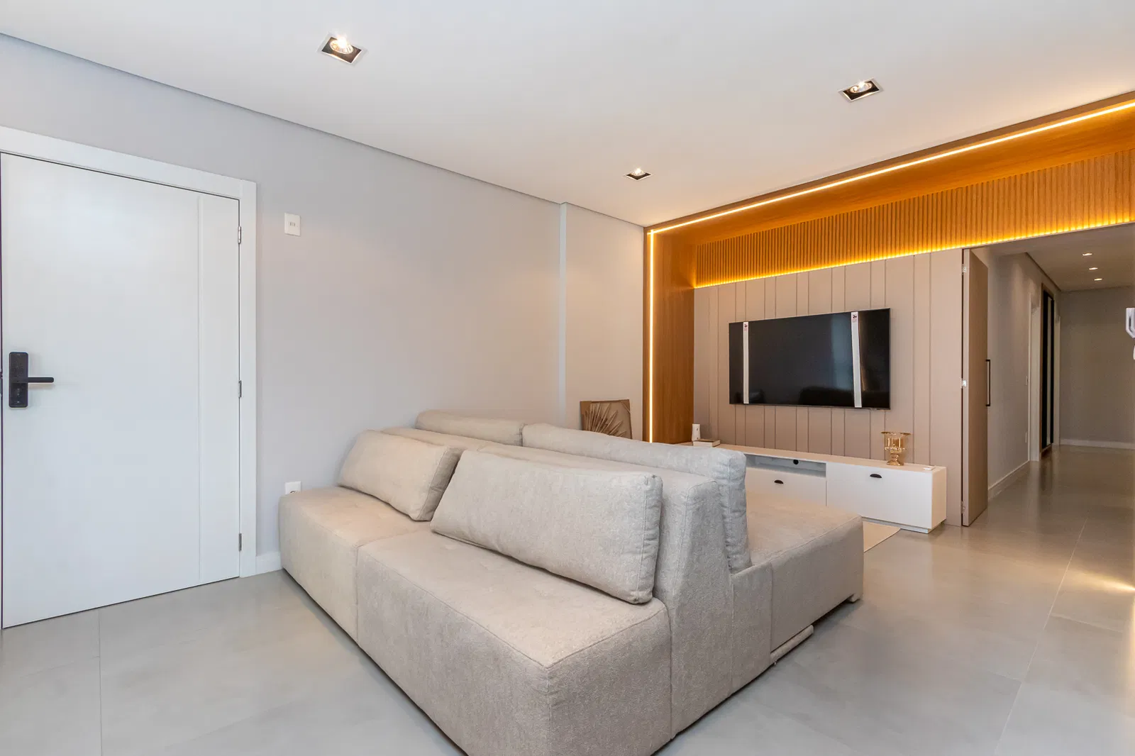 Apartamento no Ed. Costa Esmeralda em Balneário Camboriú - foto 12