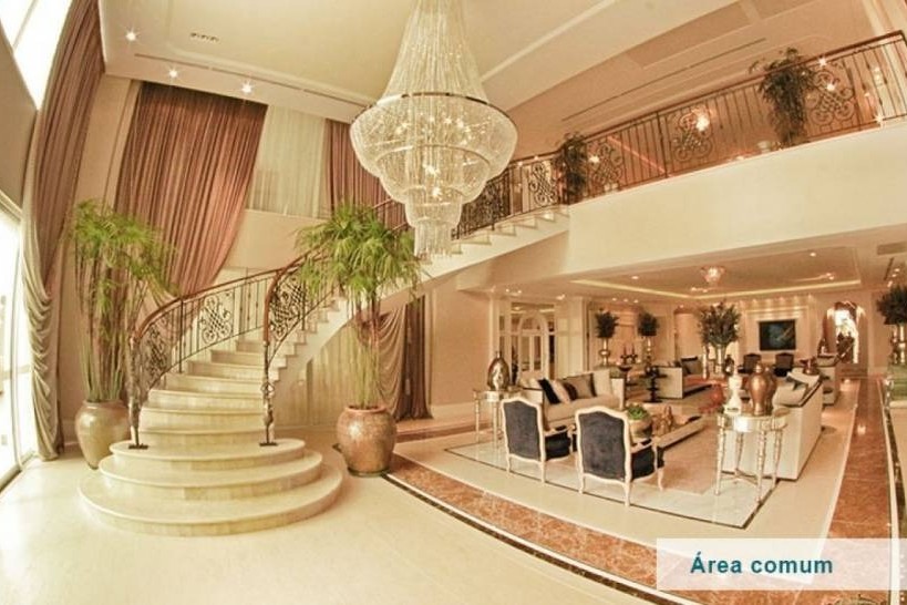 Apartamento no Ed. Millennium Palace em Balneário Camboriú - foto 2