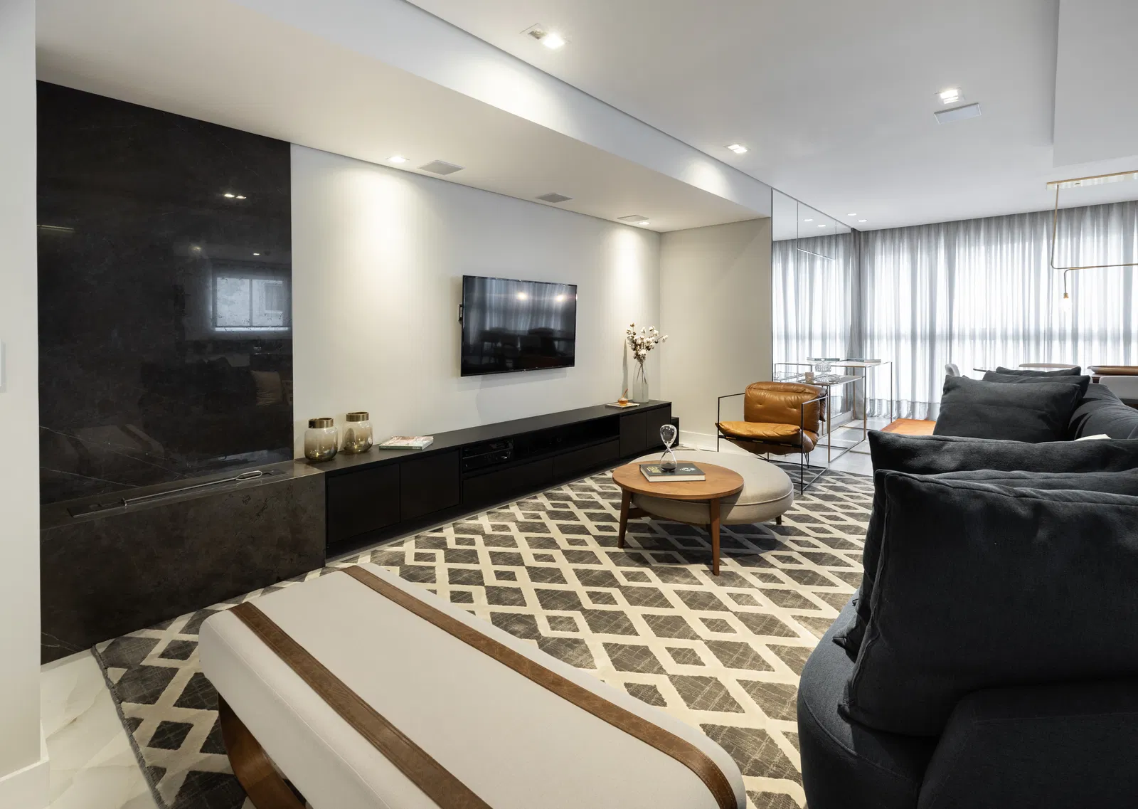 Apartamento no Ed. Ocean Breeze Residence em Balneário Camboriú - foto 4