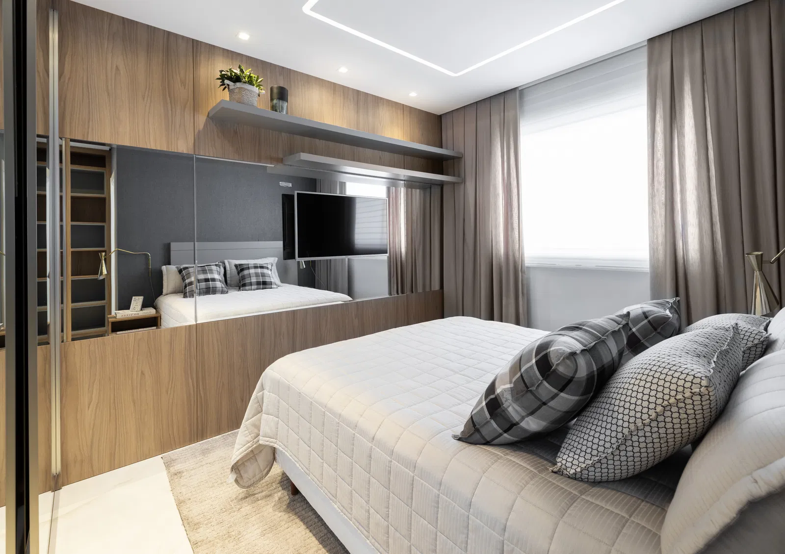 Apartamento no Ed. Ocean Breeze Residence em Balneário Camboriú - foto 13