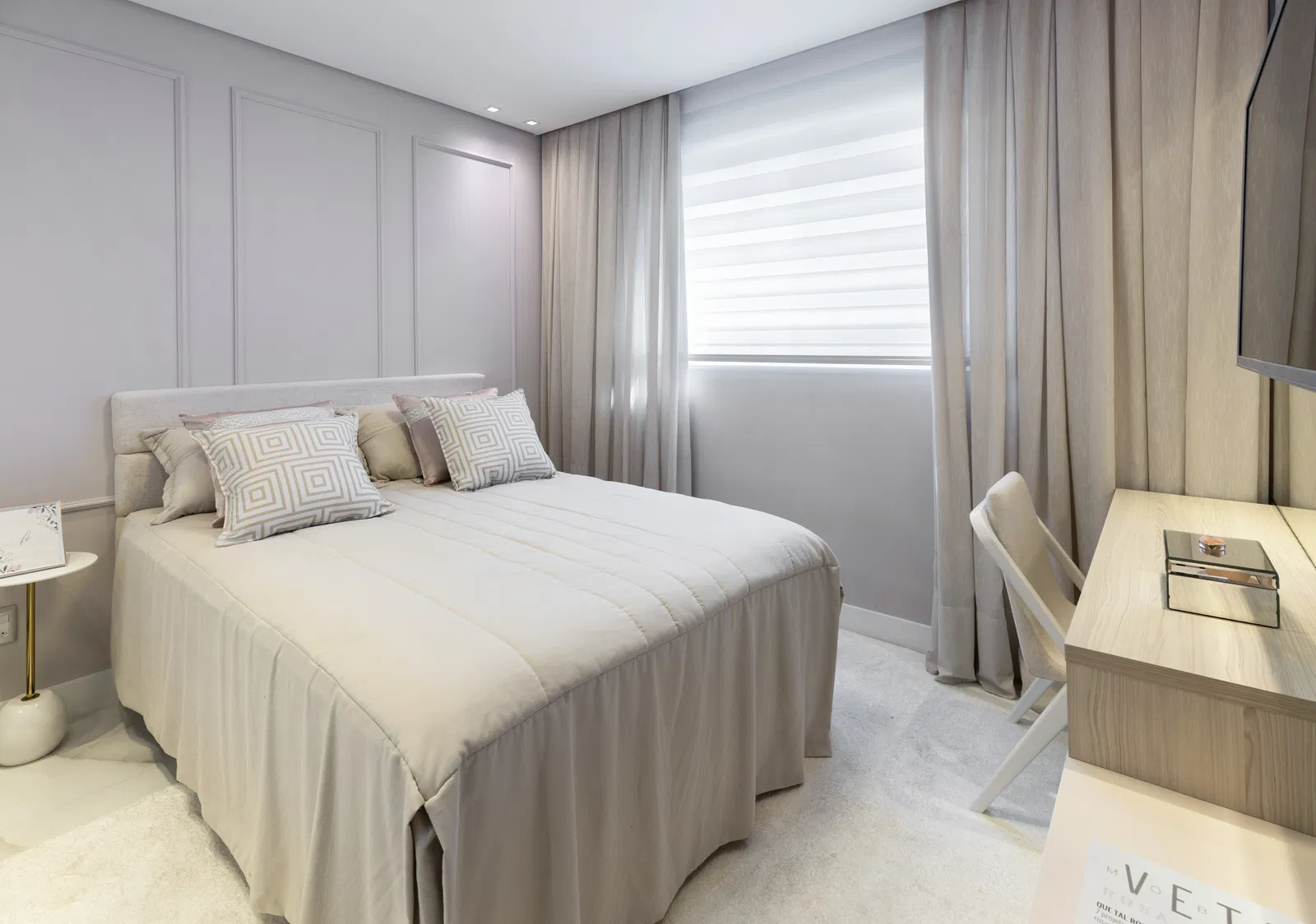 Apartamento no Ed. Ocean Breeze Residence em Balneário Camboriú - foto 17