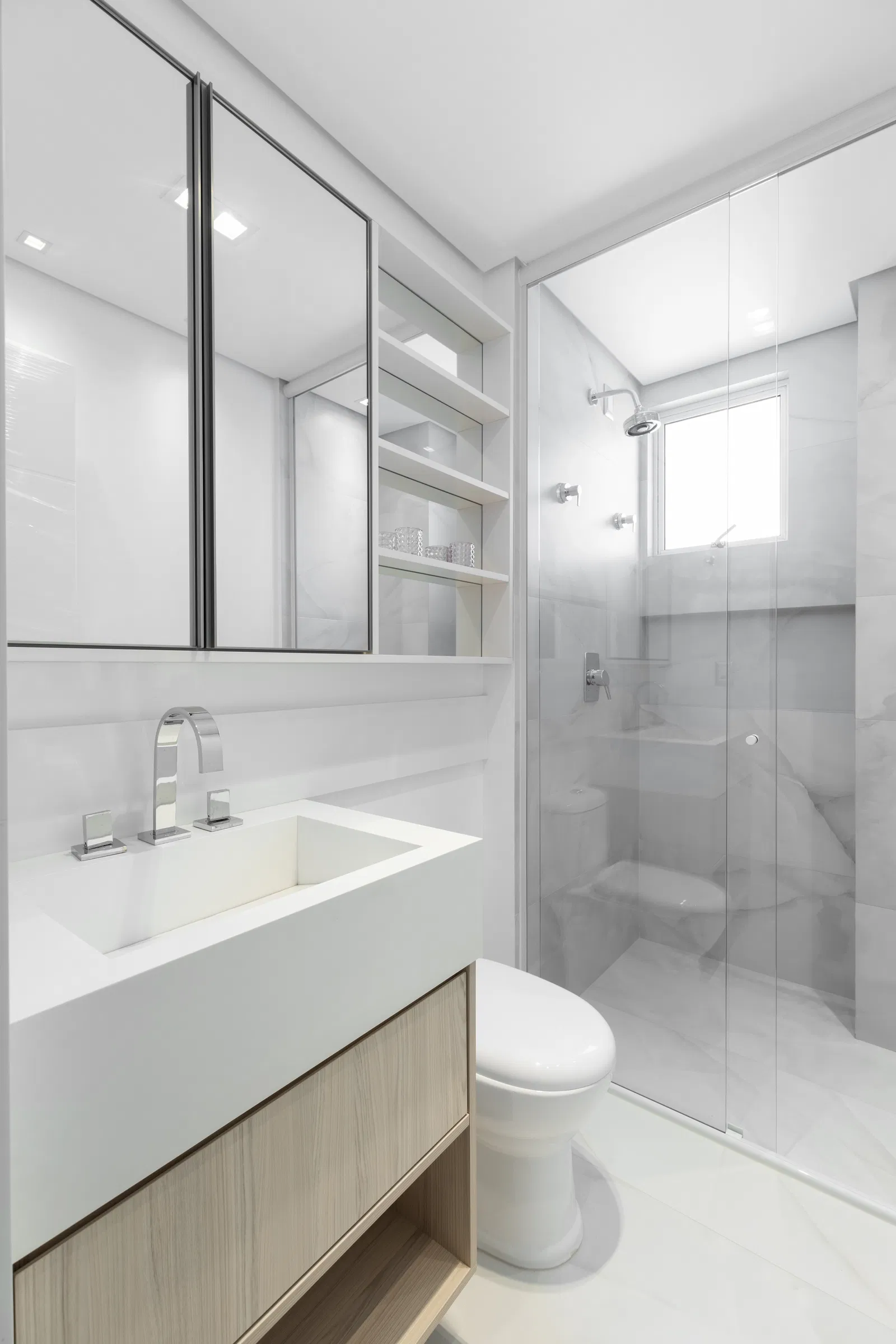 Apartamento no Ed. Ocean Breeze Residence em Balneário Camboriú - foto 19