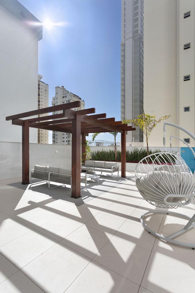 Apartamento no Ed. Eleganza Tower em Balneário Camboriú - foto 10