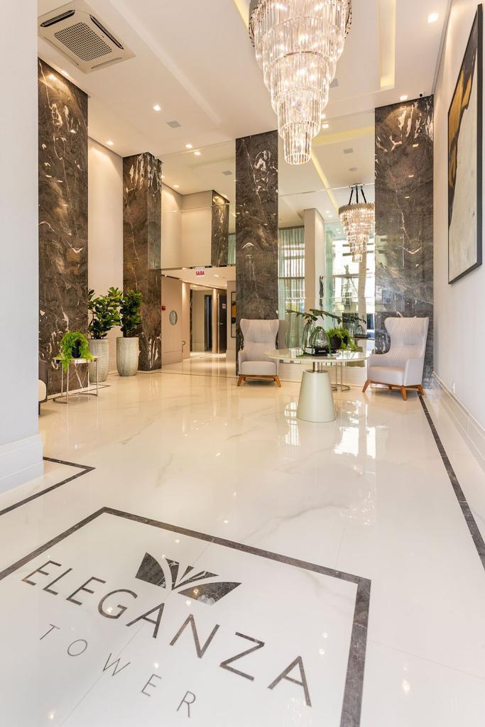 Apartamento no Ed. Eleganza Tower em Balneário Camboriú - foto 11