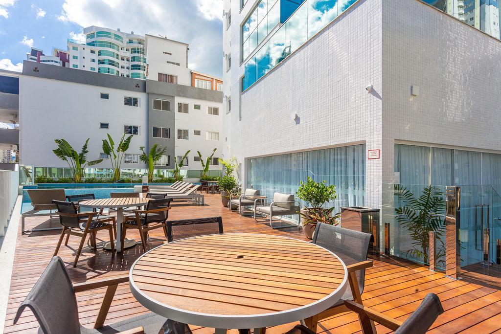 Apartamento no Ed. Eleganza Tower em Balneário Camboriú - foto 12